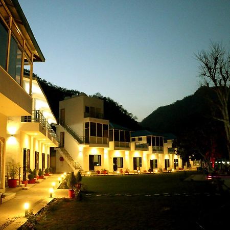 Ezzenza Mahayana Resort & Spa Rishīkesh 外观 照片