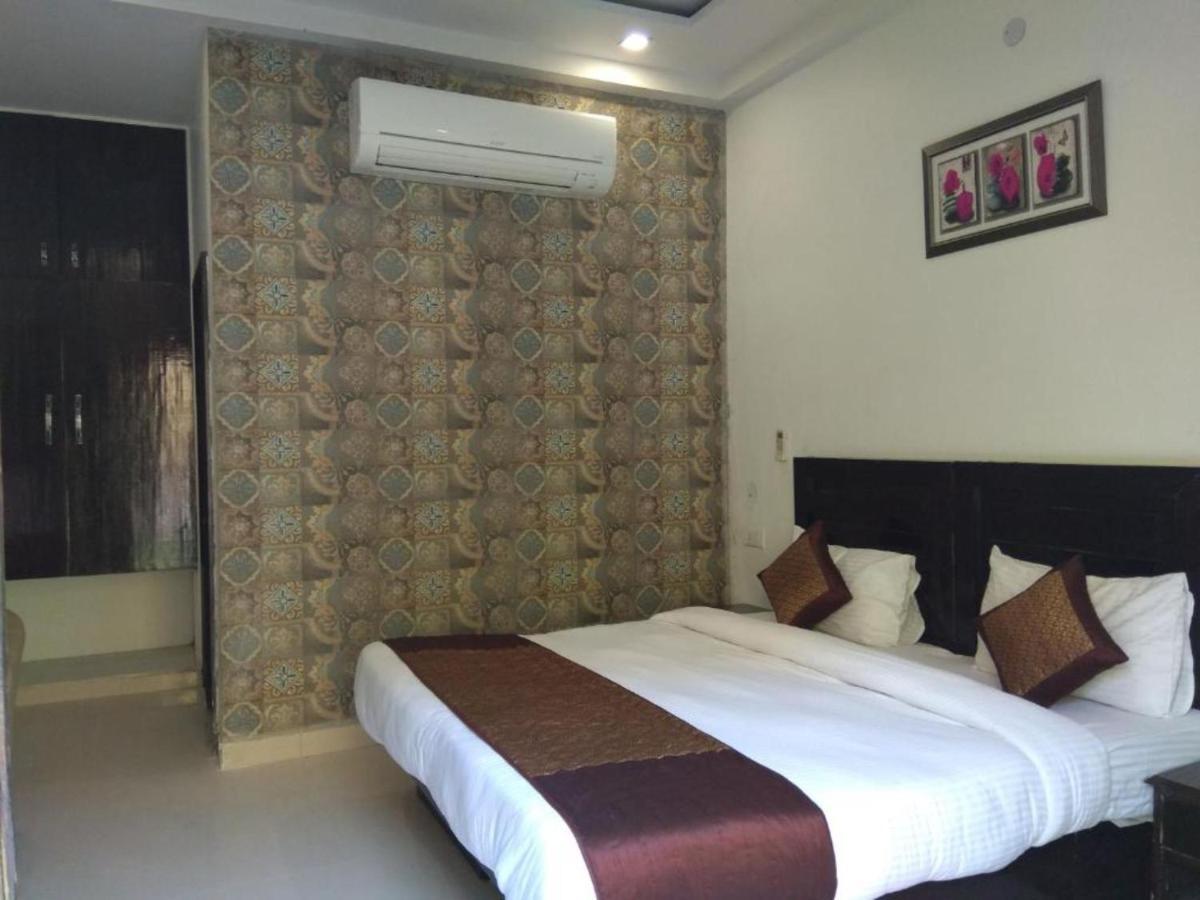 Ezzenza Mahayana Resort & Spa Rishīkesh 外观 照片