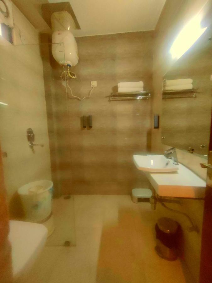 Ezzenza Mahayana Resort & Spa Rishīkesh 外观 照片