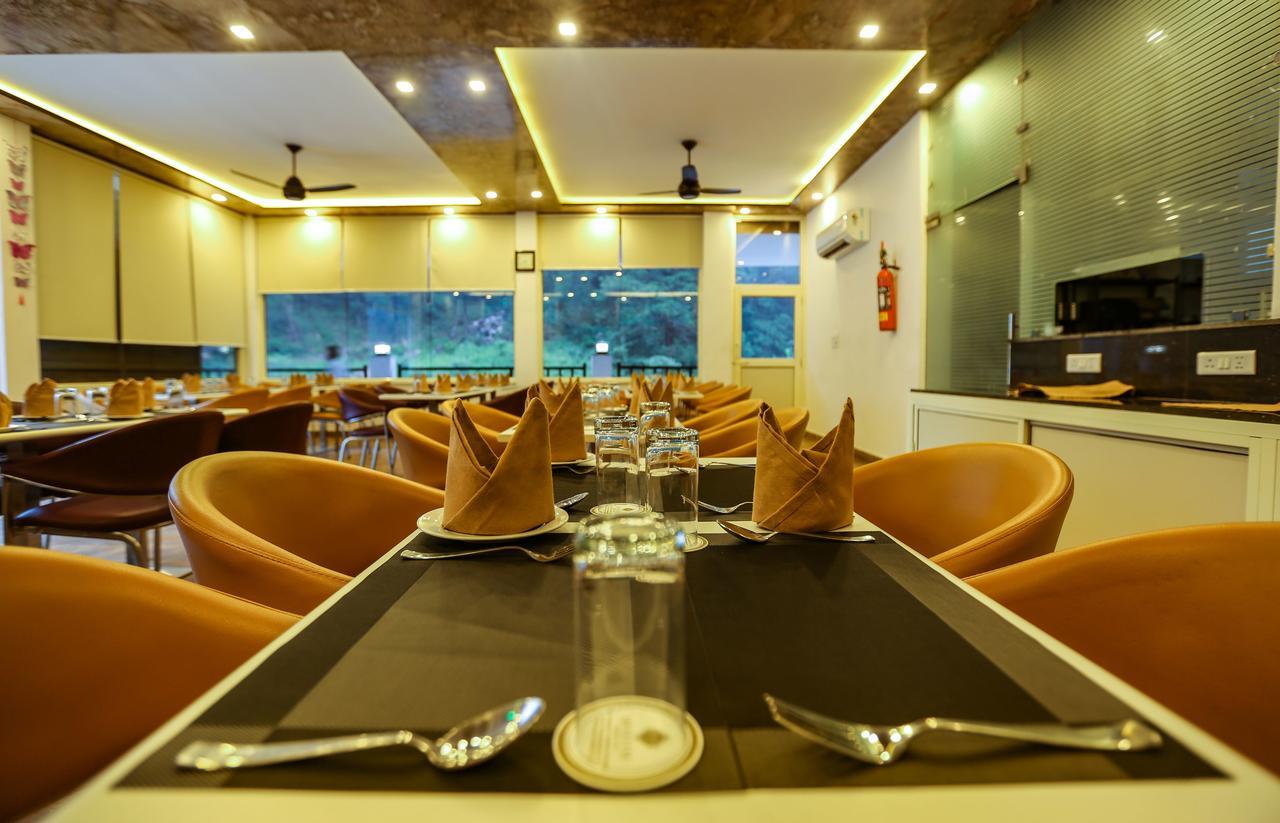 Ezzenza Mahayana Resort & Spa Rishīkesh 外观 照片